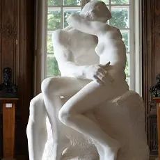 Classic white marble The Kiss statue replica