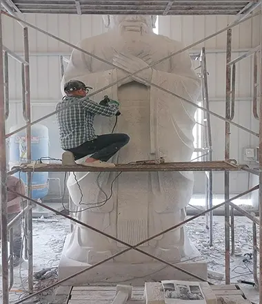 Large scale stone buddha statue production in factory